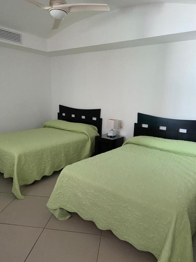 Bay View Grand Marina 1605 Sur Apartment อิกซ์ทาปา ภายนอก รูปภาพ