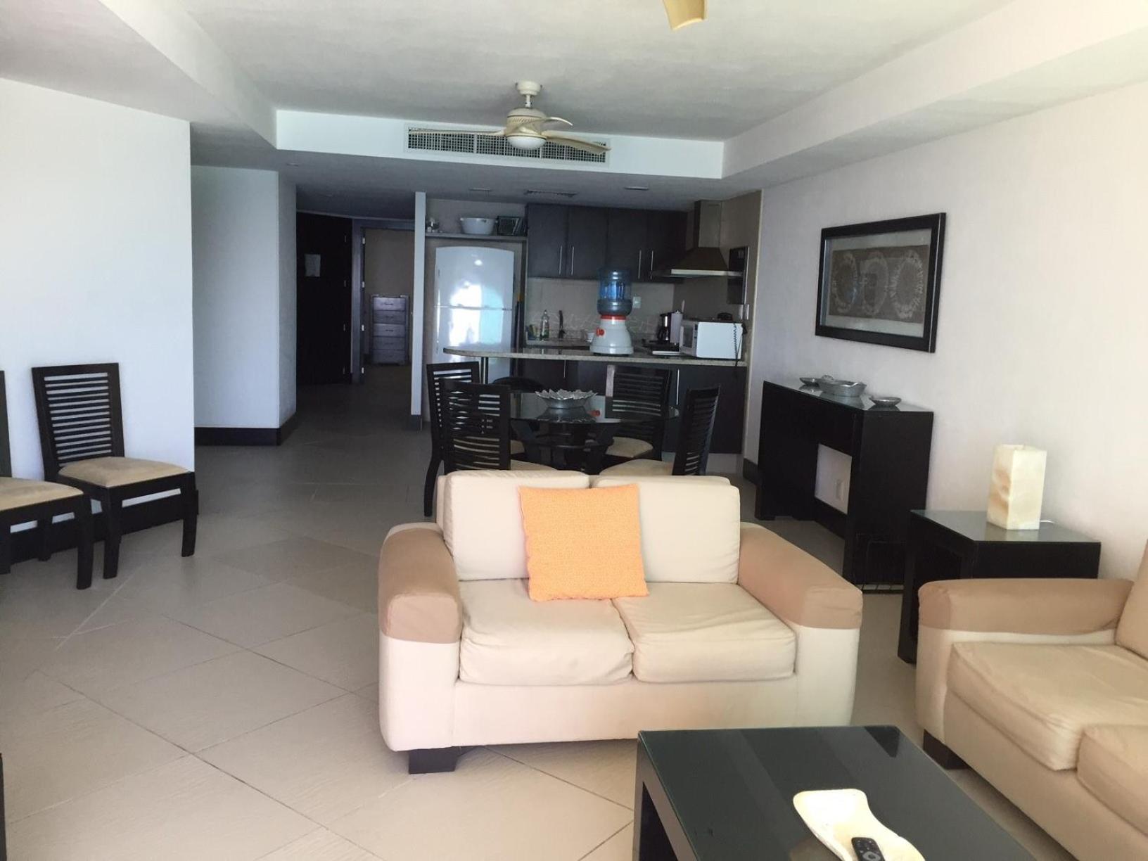 Bay View Grand Marina 1605 Sur Apartment อิกซ์ทาปา ภายนอก รูปภาพ