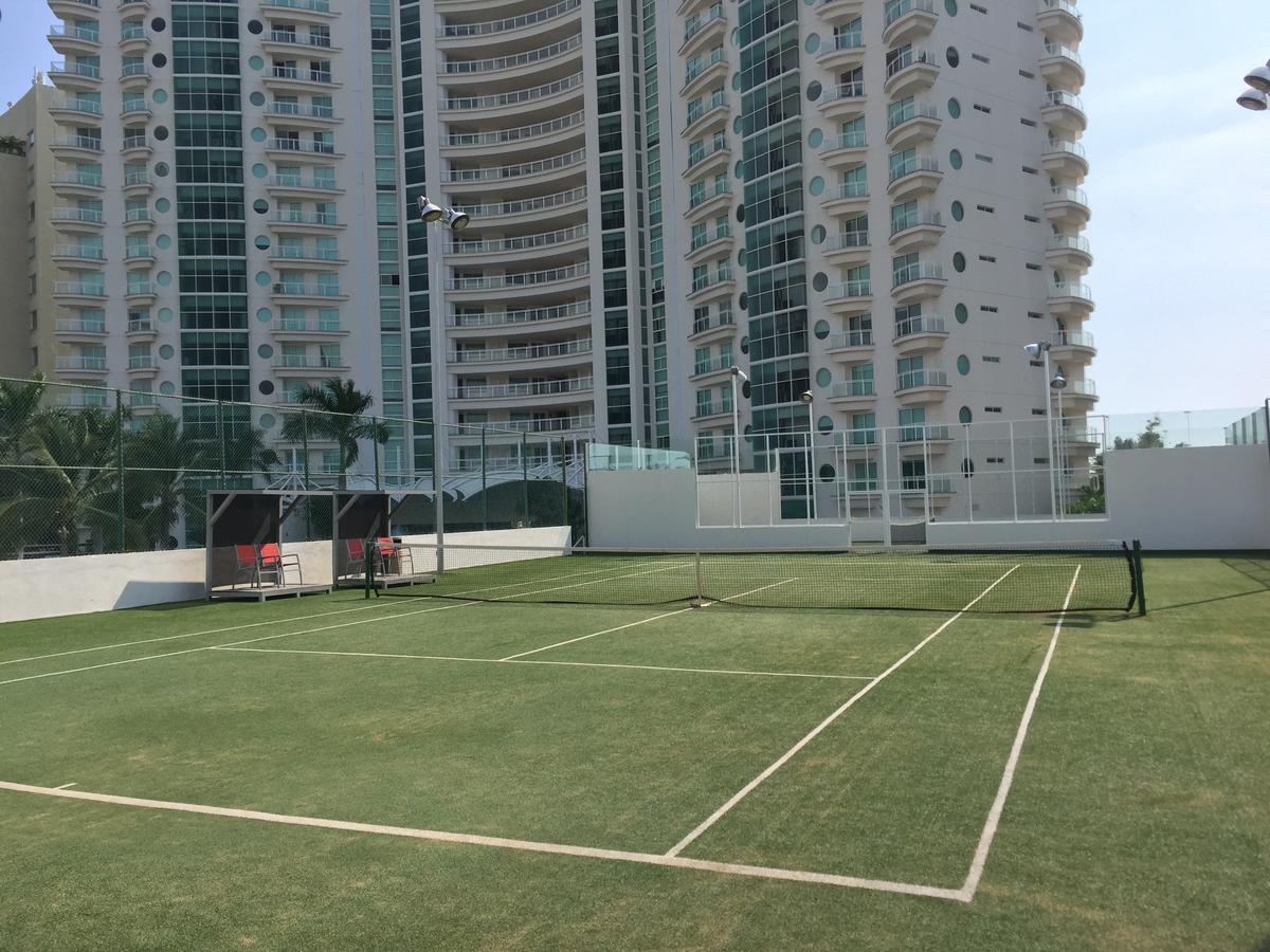 Bay View Grand Marina 1605 Sur Apartment อิกซ์ทาปา ภายนอก รูปภาพ