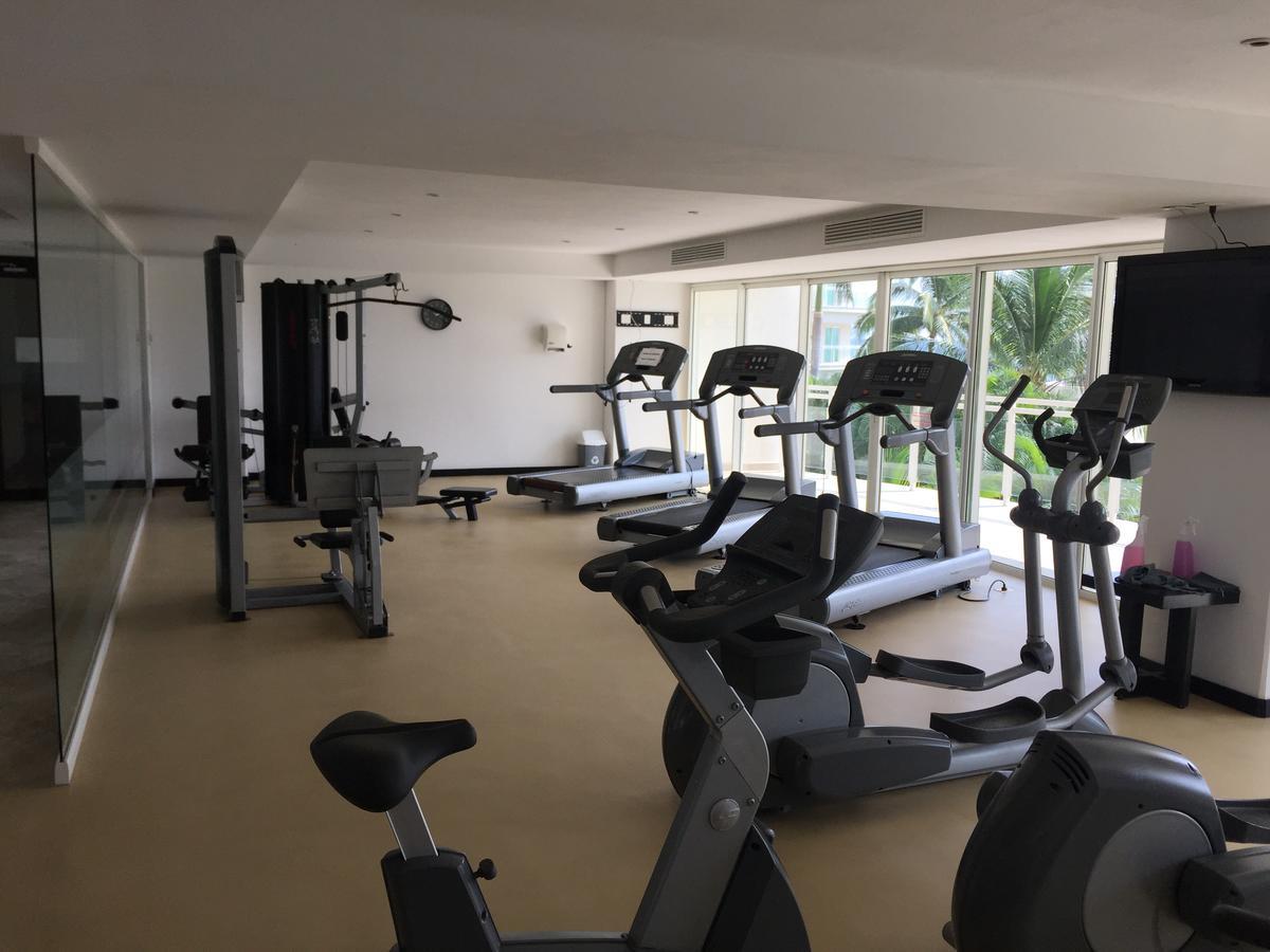 Bay View Grand Marina 1605 Sur Apartment อิกซ์ทาปา ภายนอก รูปภาพ