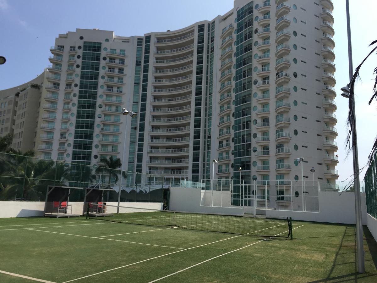Bay View Grand Marina 1605 Sur Apartment อิกซ์ทาปา ภายนอก รูปภาพ