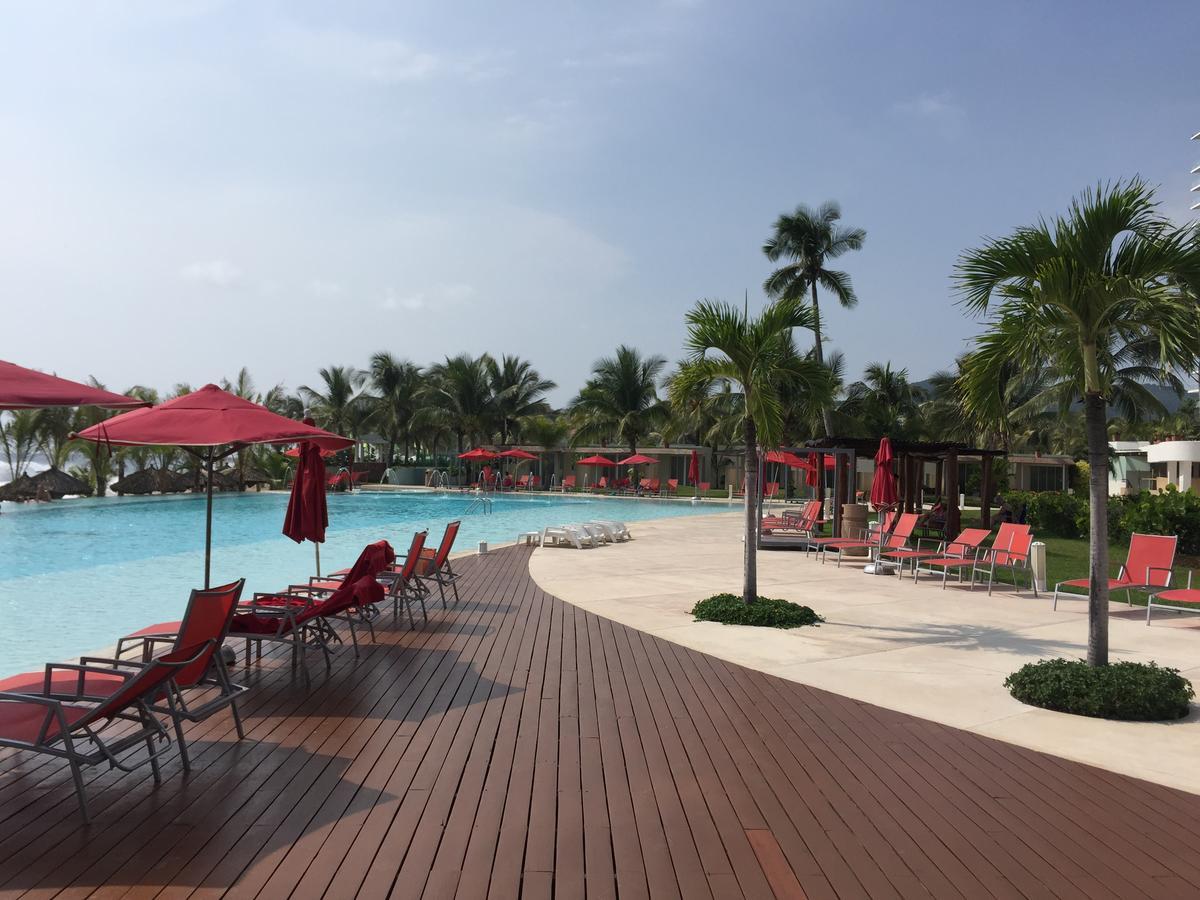 Bay View Grand Marina 1605 Sur Apartment อิกซ์ทาปา ภายนอก รูปภาพ