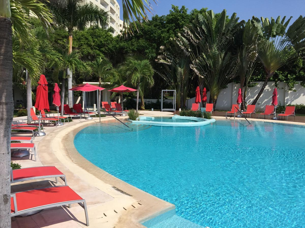 Bay View Grand Marina 1605 Sur Apartment อิกซ์ทาปา ภายนอก รูปภาพ