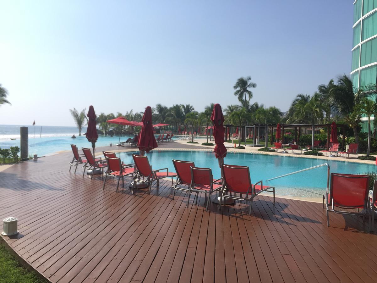 Bay View Grand Marina 1605 Sur Apartment อิกซ์ทาปา ภายนอก รูปภาพ